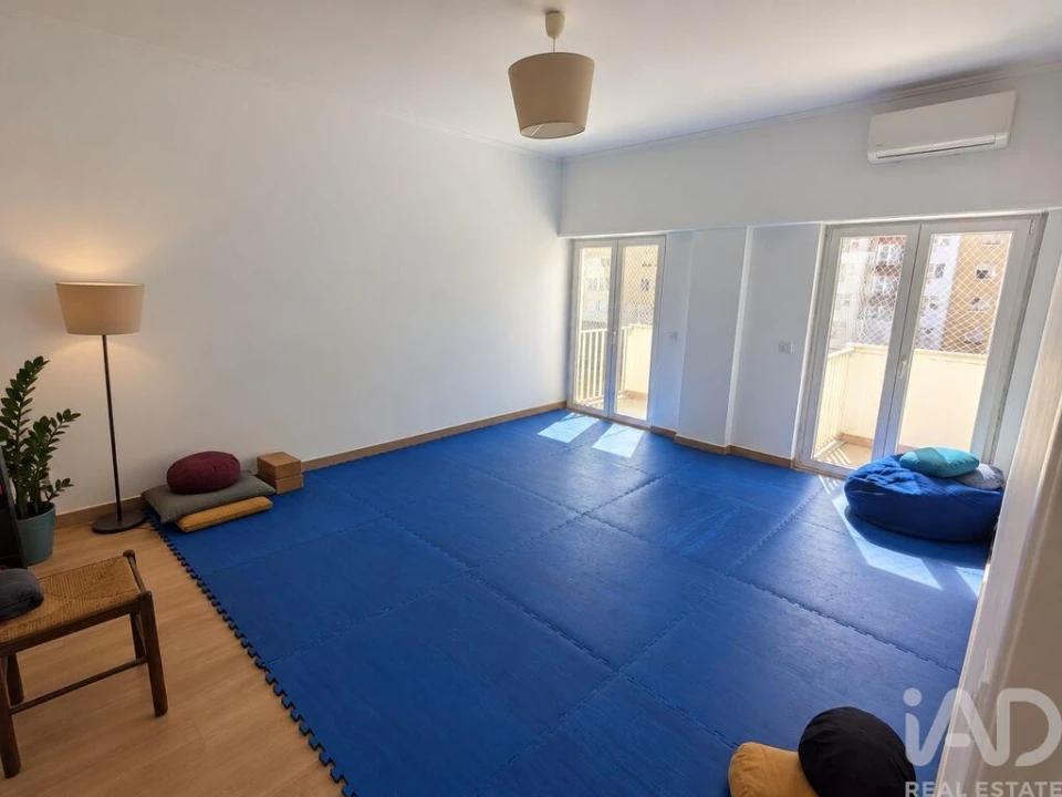 Apartamento T3 para Venda em Lumiar Foto 3