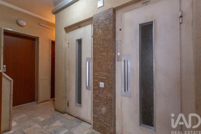 Apartamento T2 para Arrendamento em Algés, Linda-A-Velha e Cruz Quebrada-Dafundo