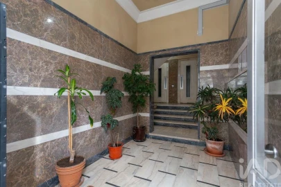 Apartamento T2 para Arrendamento em Algés, Linda-A-Velha e Cruz Quebrada-Dafundo