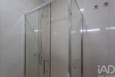 Apartamento T2 para Arrendamento em Algés, Linda-A-Velha e Cruz Quebrada-Dafundo