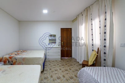 Moradia T5 para Venda em Varzea
