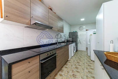 Moradia T5 para Venda em Varzea