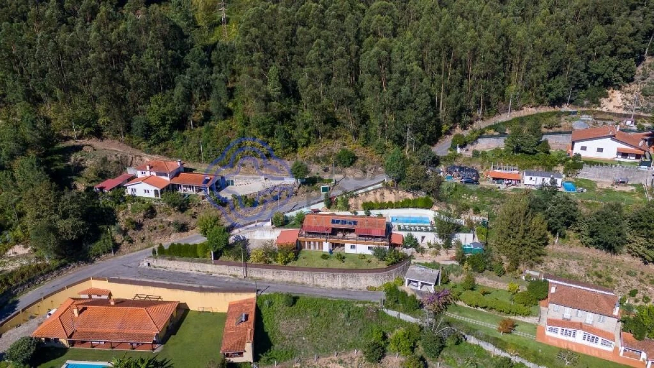 Moradia T5 para Venda em Varzea Foto 1