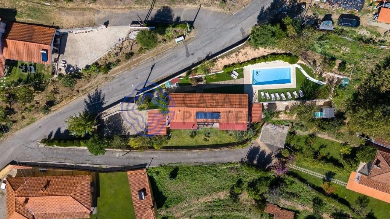 Moradia T5 para Venda em Varzea Foto 47