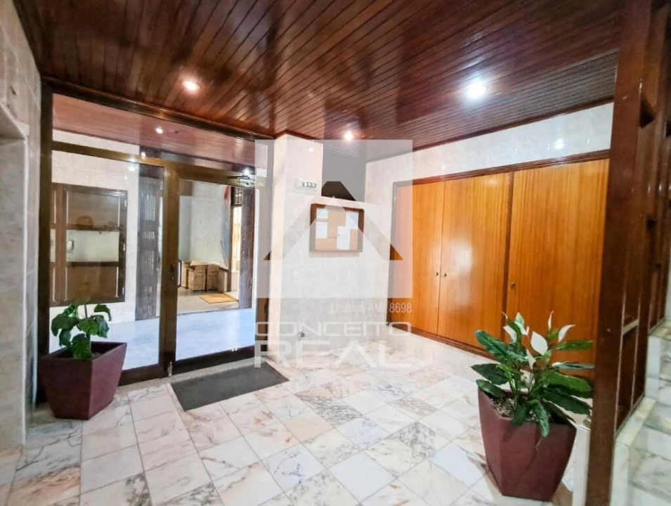 Apartamento T1 para Venda em Aguas Santas Foto 1