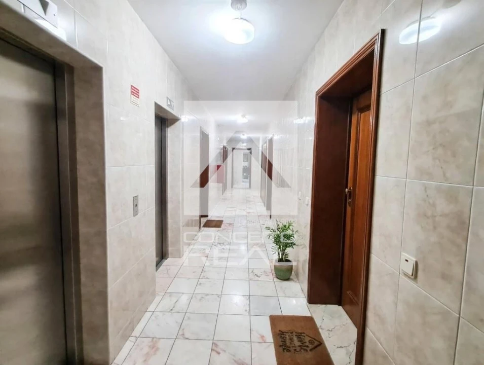 Apartamento T1 para Venda em Aguas Santas Foto 5