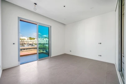 Apartamento T1 para Venda em Quarteira