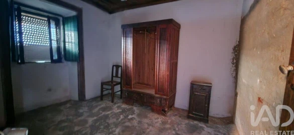 Moradia T5 para Venda em Santo Isidoro