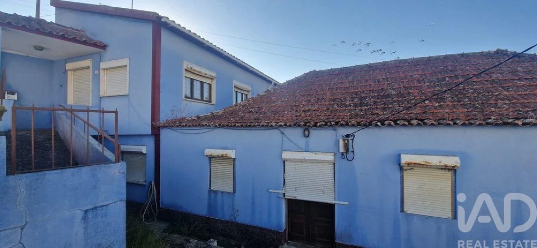 Moradia T5 para Venda em Santo Isidoro Foto 12
