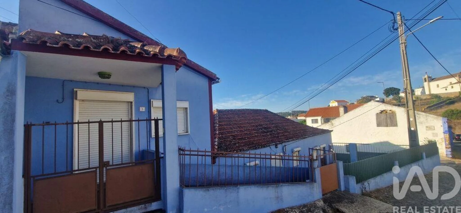 Moradia T5 para Venda em Santo Isidoro Foto 2