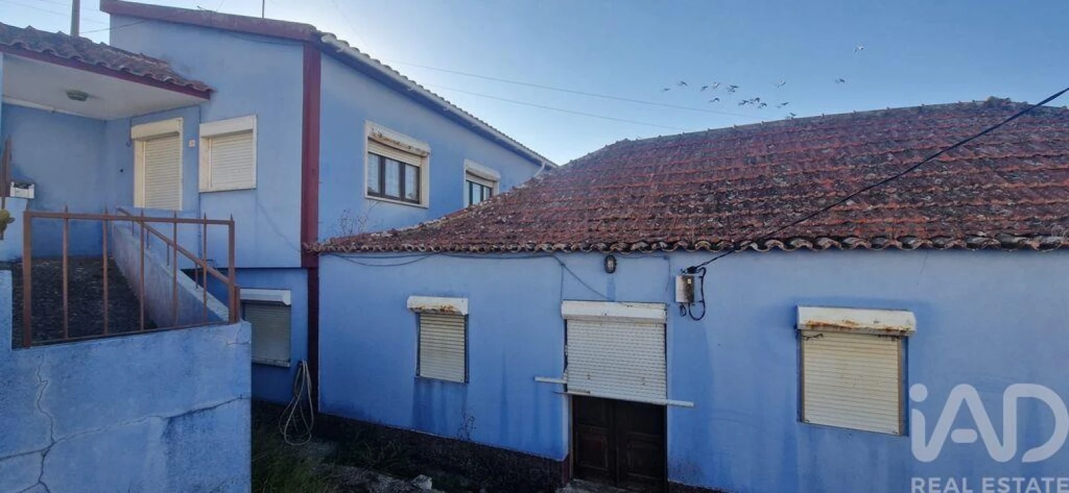 Moradia T5 para Venda em Santo Isidoro Foto 12