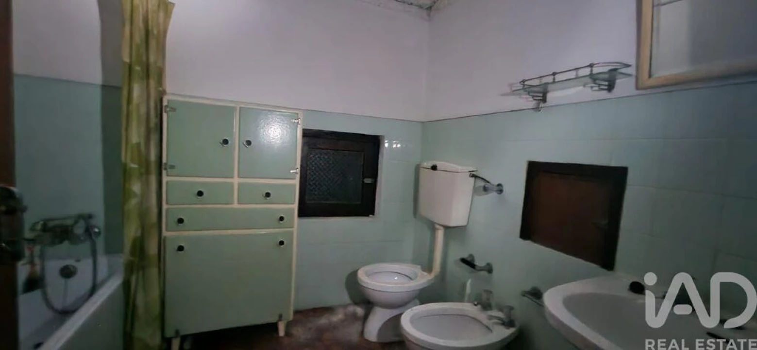 Moradia T5 para Venda em Santo Isidoro Foto 22