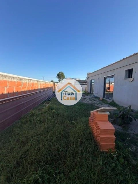 Moradia T3 para Venda em Carapelhos
