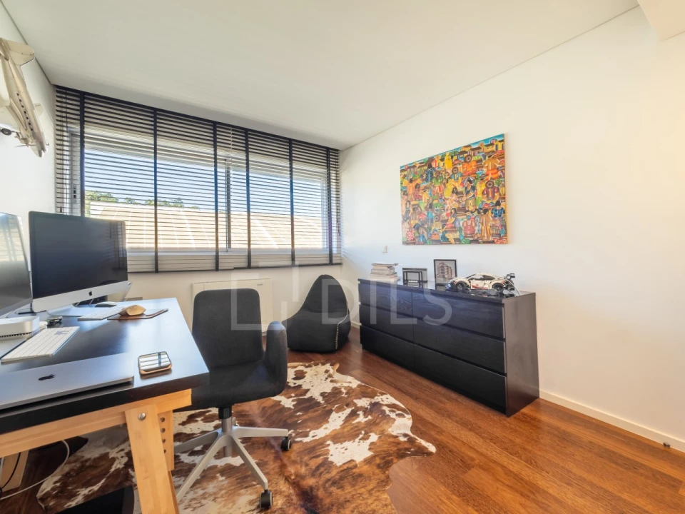 Apartamento T6 para Venda em Lordelo do Ouro e Massarelos Foto 10