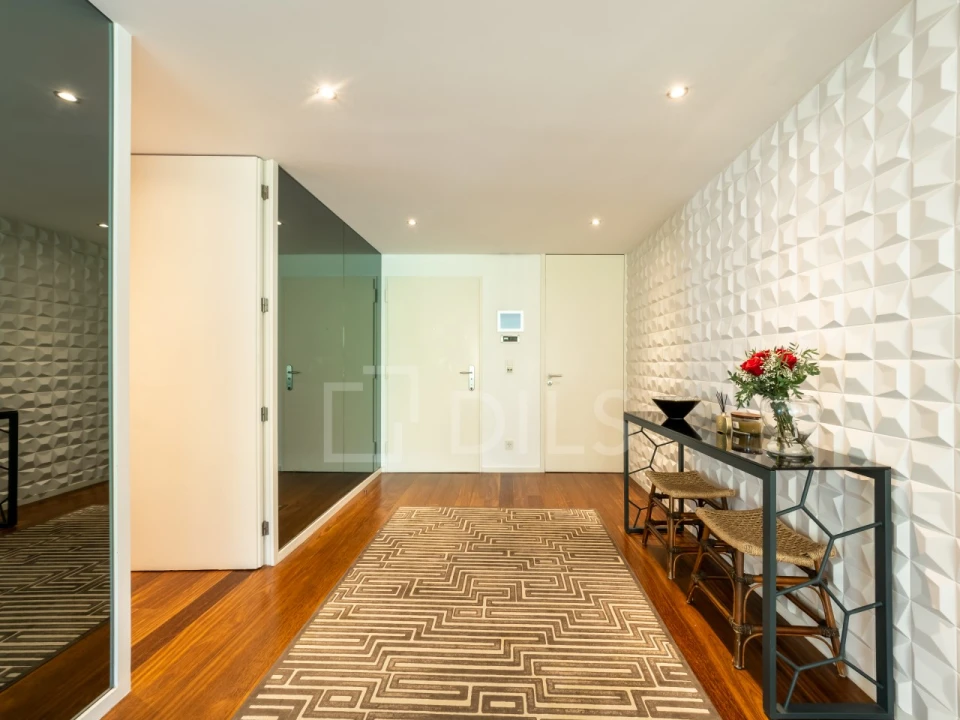 Apartamento T6 para Venda em Lordelo do Ouro e Massarelos Foto 13