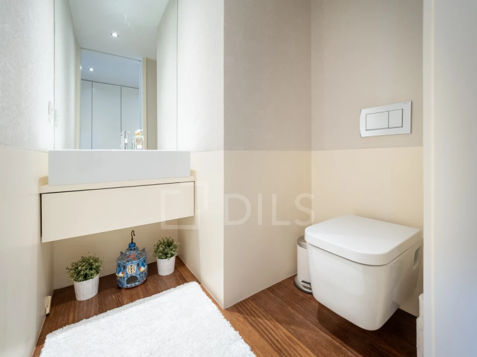 Apartamento T6 para Venda em Lordelo do Ouro e Massarelos Foto 24
