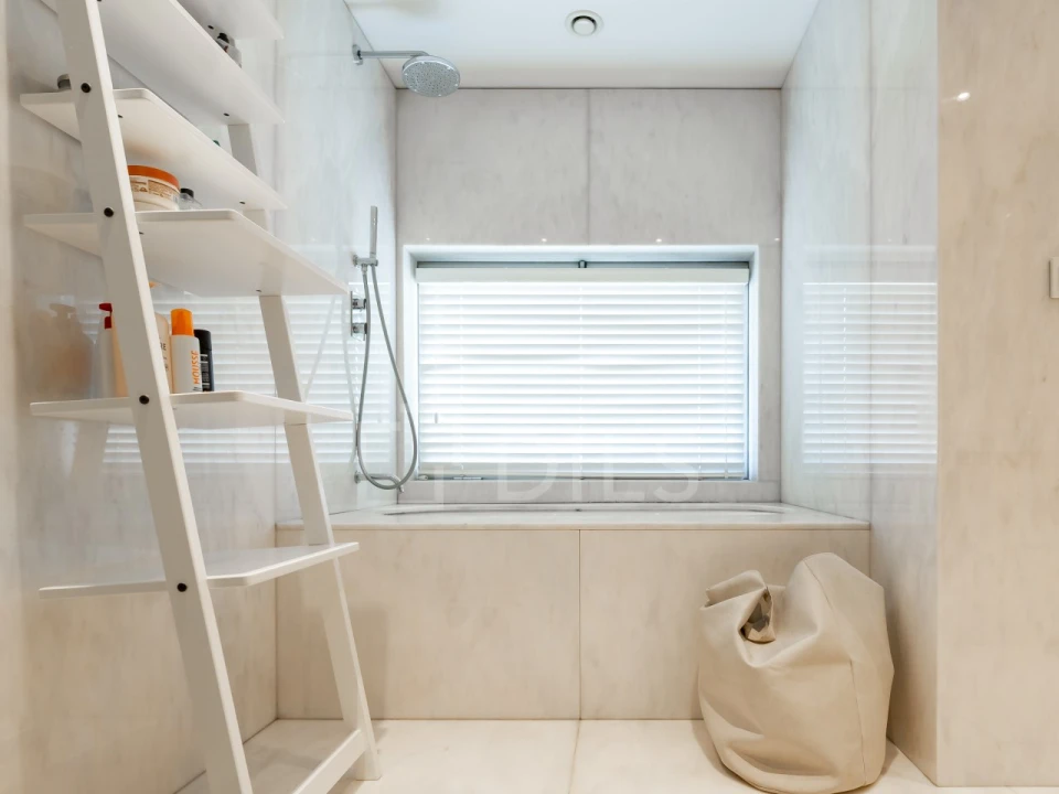 Apartamento T6 para Venda em Lordelo do Ouro e Massarelos Foto 38