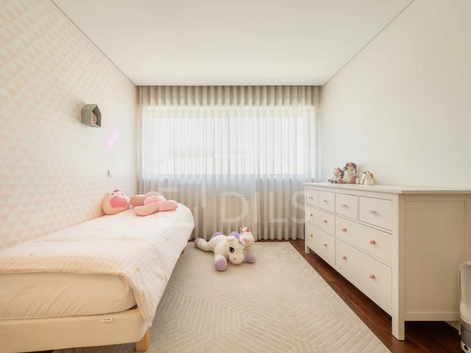 Apartamento T6 para Venda em Lordelo do Ouro e Massarelos Foto 9