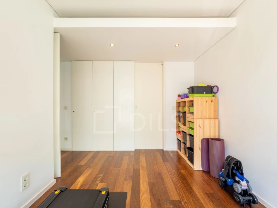 Apartamento T6 para Venda em Lordelo do Ouro e Massarelos Foto 37