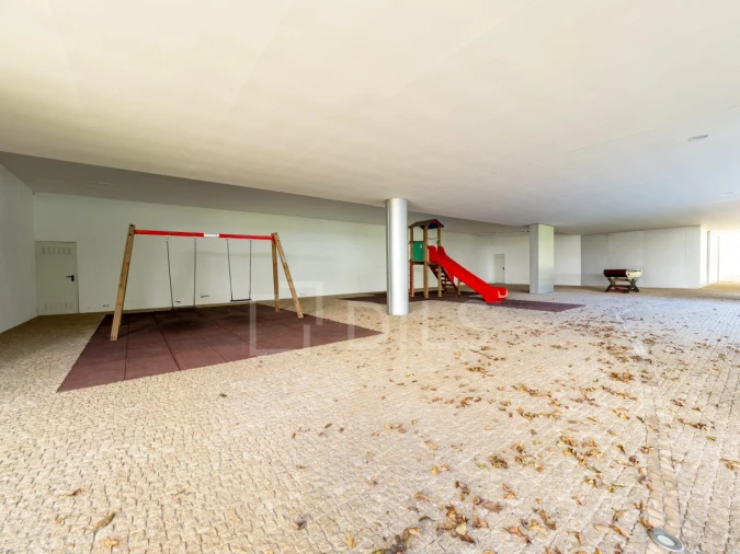 Apartamento T6 para Venda em Lordelo do Ouro e Massarelos Foto 41