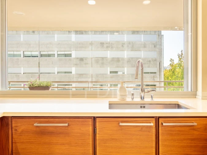 Apartamento T6 para Venda em Lordelo do Ouro e Massarelos Foto 20