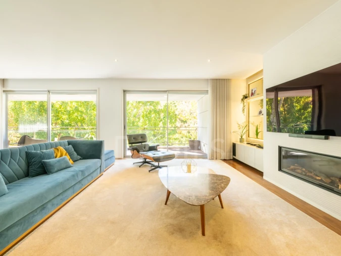 Apartamento T6 para Venda em Lordelo do Ouro e Massarelos Foto 15