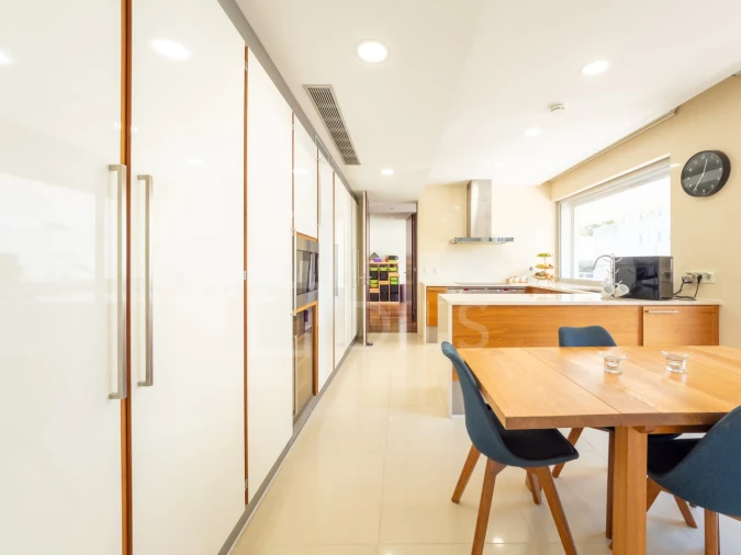 Apartamento T6 para Venda em Lordelo do Ouro e Massarelos Foto 19