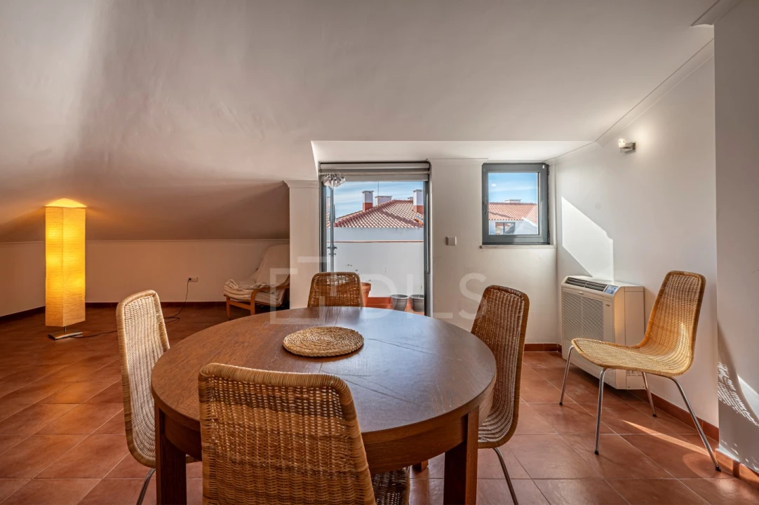 Apartamento T1 para Venda em Santa Maria do Castelo e Santiago e Santa Susana Foto 17