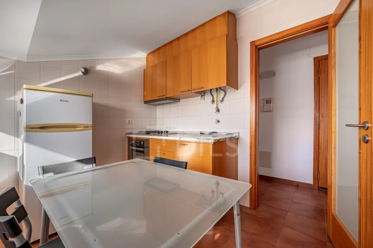 Apartamento T1 para Venda em Santa Maria do Castelo e Santiago e Santa Susana Foto 19