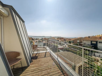 Moradia T3 para Arrendamento em Aldoar, Foz do Douro e Nevogilde