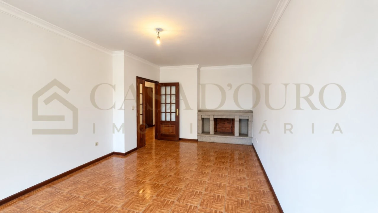 Apartamento T2 para Venda em Rio Tinto Foto 1