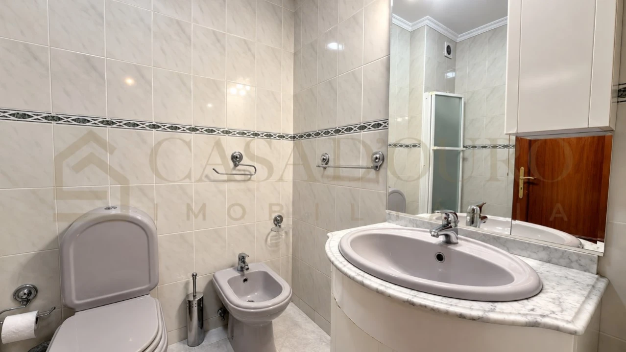 Apartamento T2 para Venda em Rio Tinto Foto 17