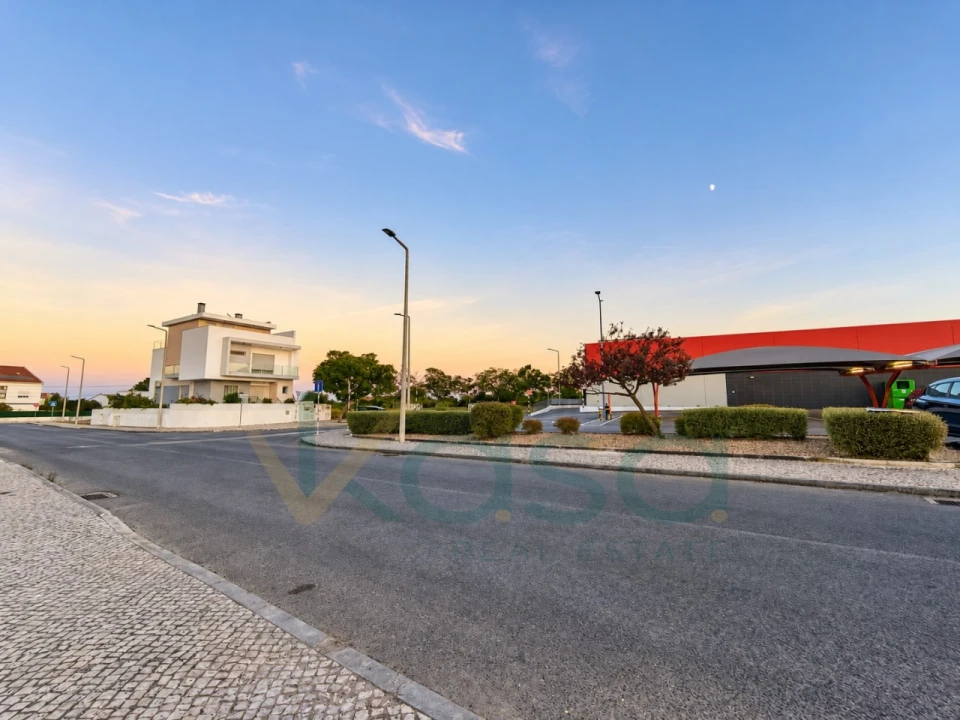 Terreno para Venda em Santo Antonio da Charneca Foto 7