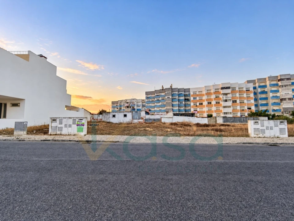 Terreno para Venda em Santo Antonio da Charneca Foto 3