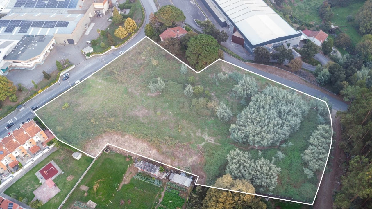 Terreno para Venda em Avidos e Lagoa Foto 6