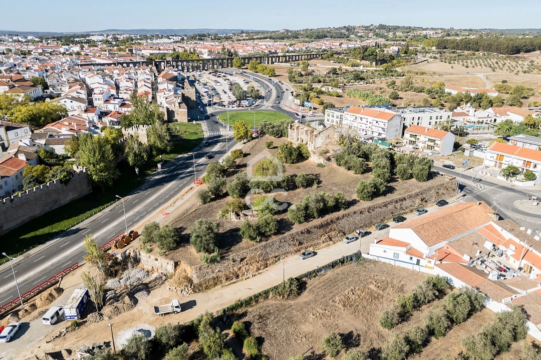 Moradia T1 para Venda em Bacelo e Senhora da Saúde Foto 29
