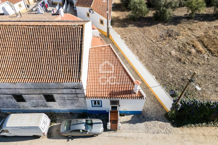 Moradia T1 para Venda em Bacelo e Senhora da Saúde Foto 21