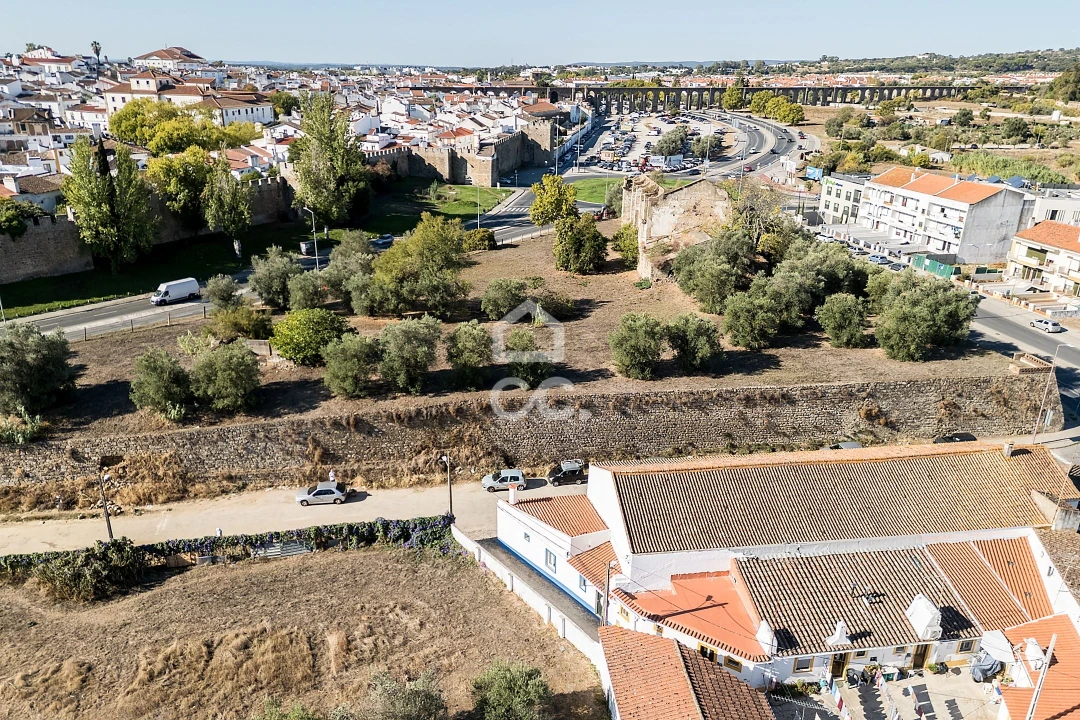 Moradia T1 para Venda em Bacelo e Senhora da Saúde Foto 28