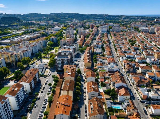 Apartamento T3 para Venda em Santo Antonio dos Olivais Foto 46