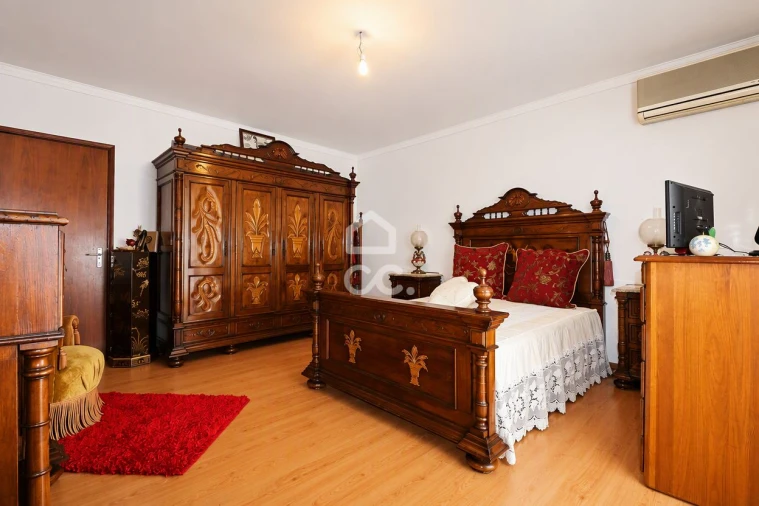 Apartamento T3 para Venda em Santo Antonio dos Olivais Foto 10