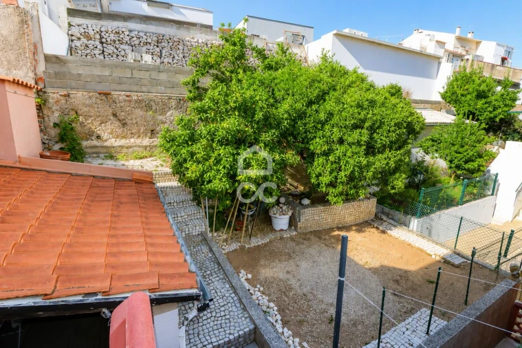 Apartamento T3 para Venda em Santo Antonio dos Olivais Foto 19