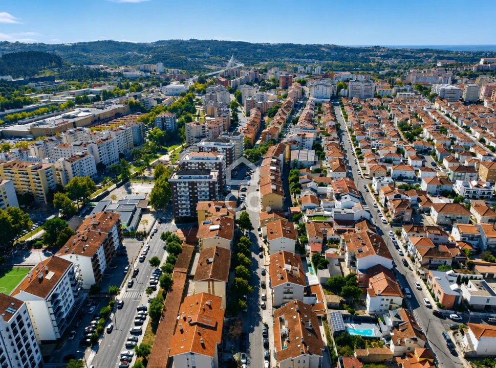 Apartamento T3 para Venda em Santo Antonio dos Olivais Foto 46