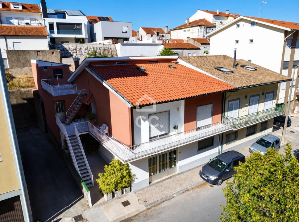 Apartamento T3 para Venda em Santo Antonio dos Olivais Foto 45