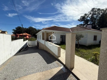 Moradia T3 para Venda em Airães