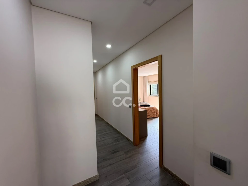 Moradia T3 para Venda em Airães Foto 48