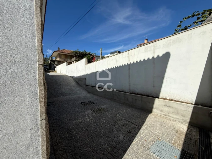 Moradia T3 para Venda em Airães Foto 63