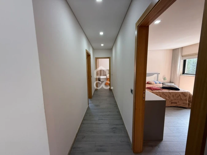 Moradia T3 para Venda em Airães Foto 47