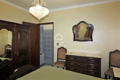 Apartamento T1 para Arrendamento em Sacavém e Prior Velho