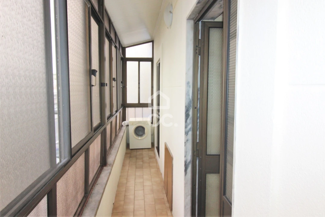 Apartamento T1 para Arrendamento em Sacavém e Prior Velho Foto 2