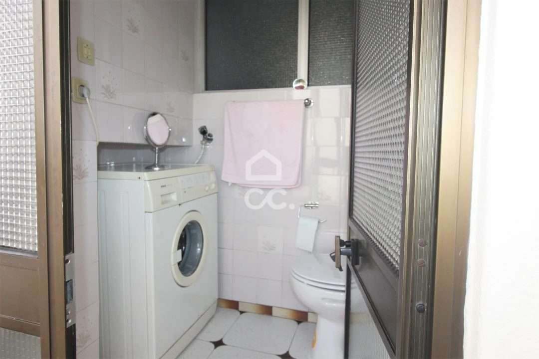Apartamento T1 para Arrendamento em Sacavém e Prior Velho Foto 3